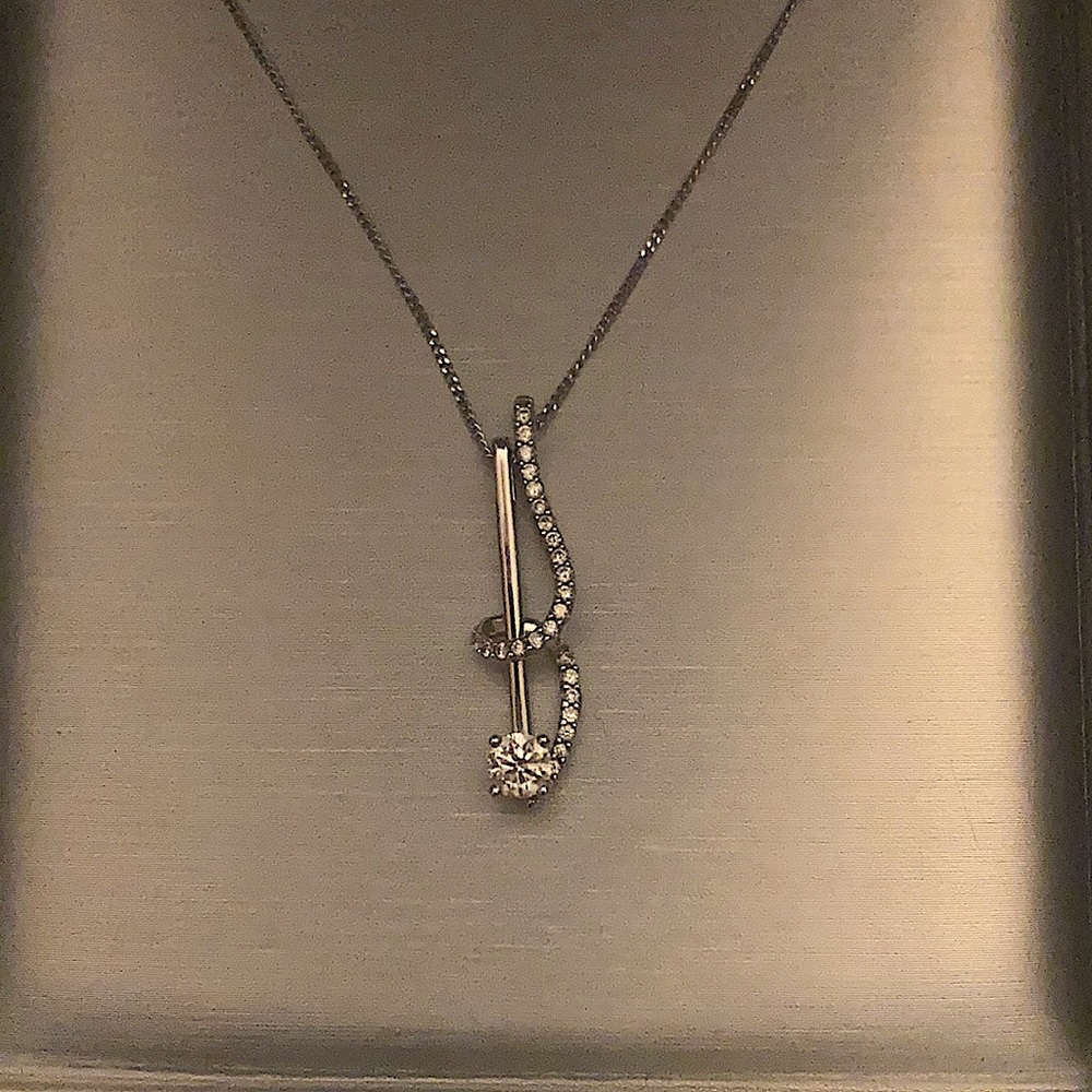 0.50 CT Arctic brilliance canadian diamond necklace
